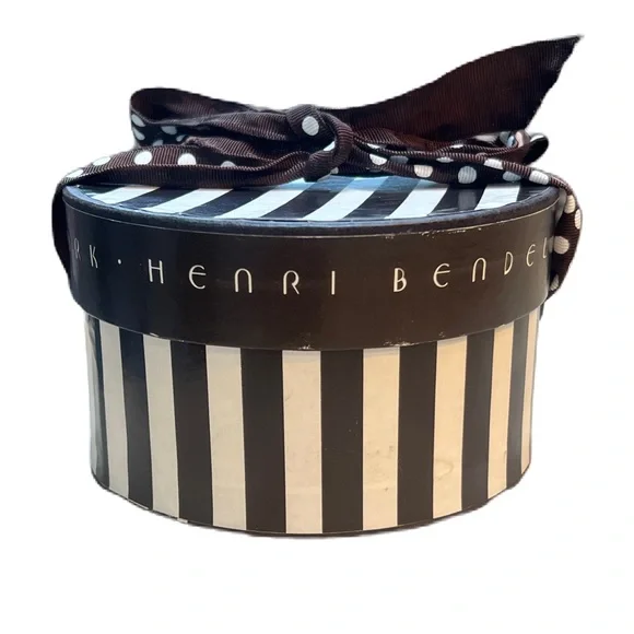 Henri Bendel Brown and Cream Striped Hat Box - Picture 2 of 12